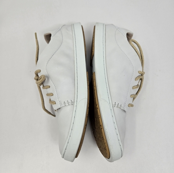 Olukai Womens Pehuea Li Ili Off White Leather Casual Comfort All Day Wear Shoes - Picture 9 of 13